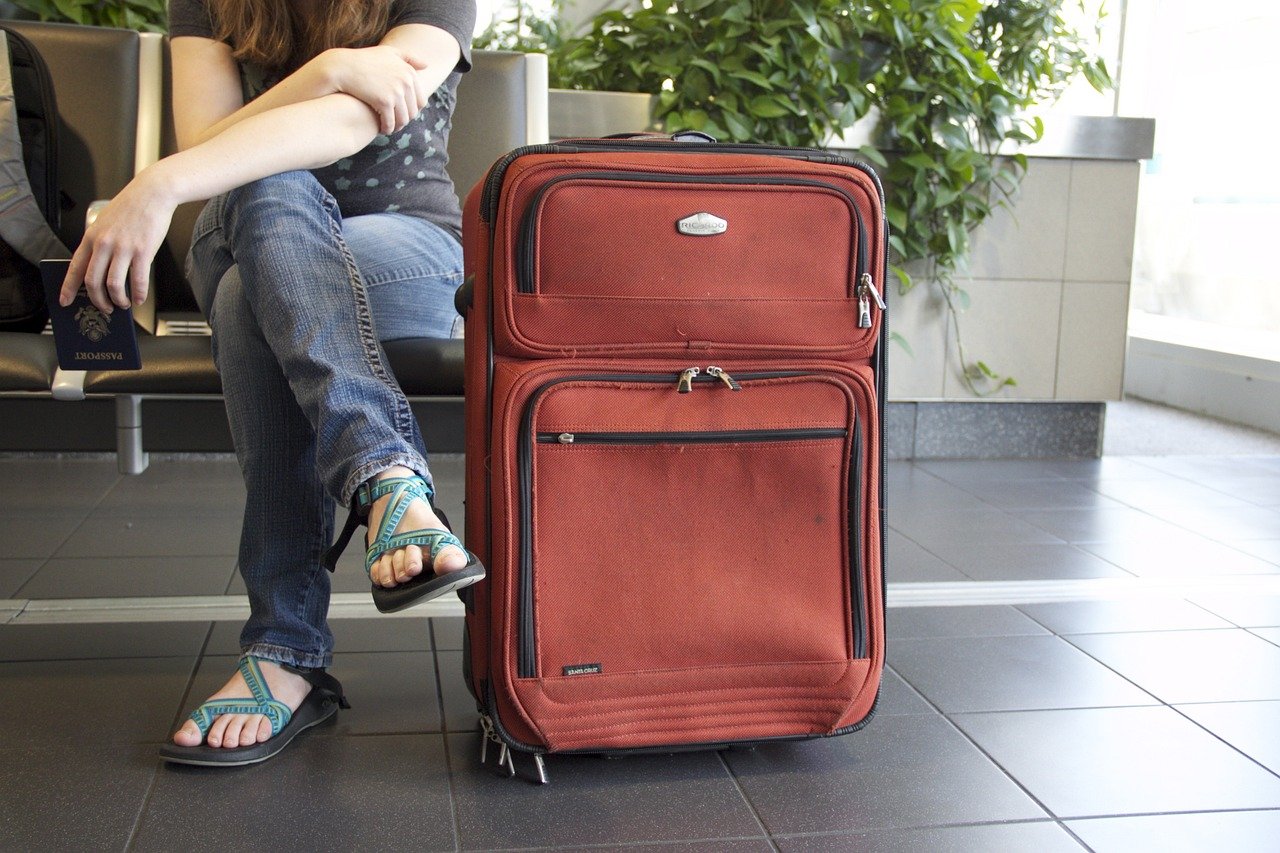 	3’lü valiz seti, bavul, bavul fiyatları, çocuk valizi, el valizi, kabin boy valiz, küçük valiz, tekerlekli valiz, Valiz, valiz fiyatları, valiz modelleri, valiz Seti